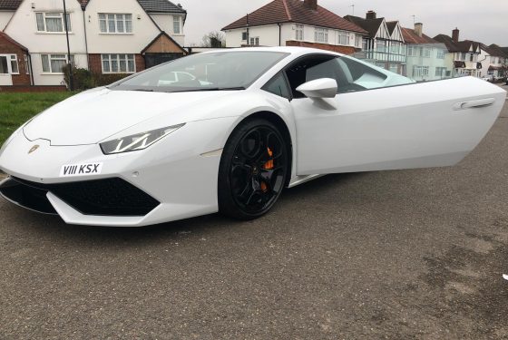 wedding-car wedding-car